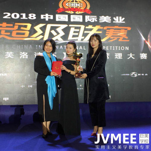 四川美(měi)容美(měi)發培訓中心哪裡(lǐ)有(yǒu)