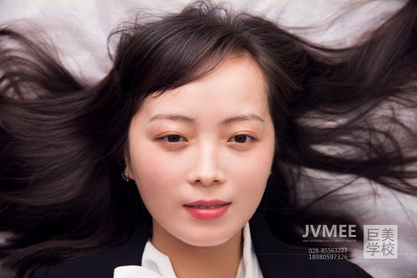 韓式半永久化(huà)妝培訓費(fèi)用(yòng)